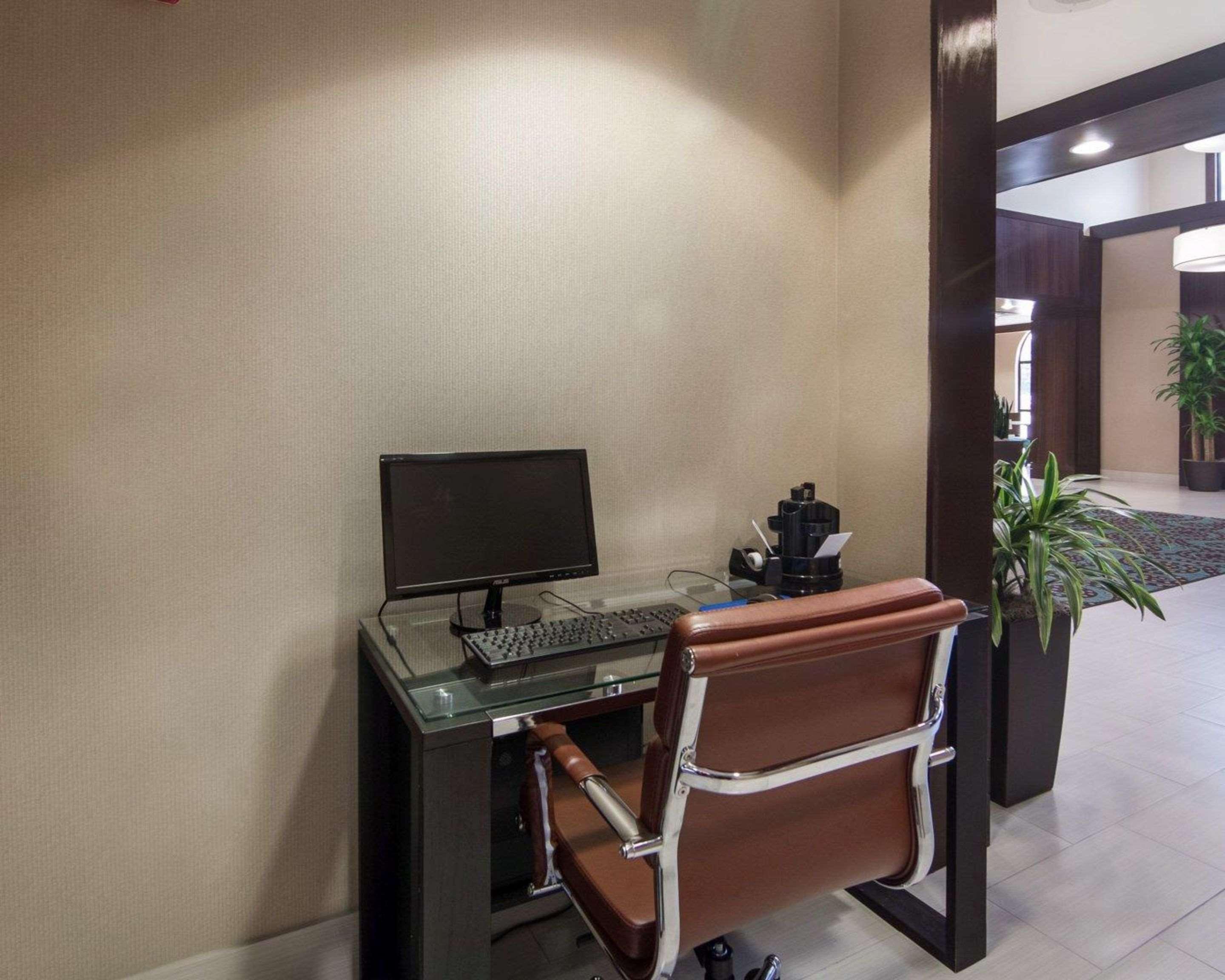 Comfort Suites Houston West At Clay Road Luaran gambar